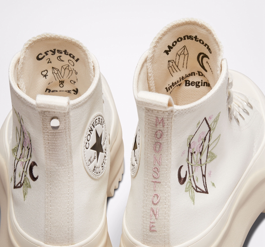 Beige Converse Run Star Hike Platform Embroidered Crystals | A95032O