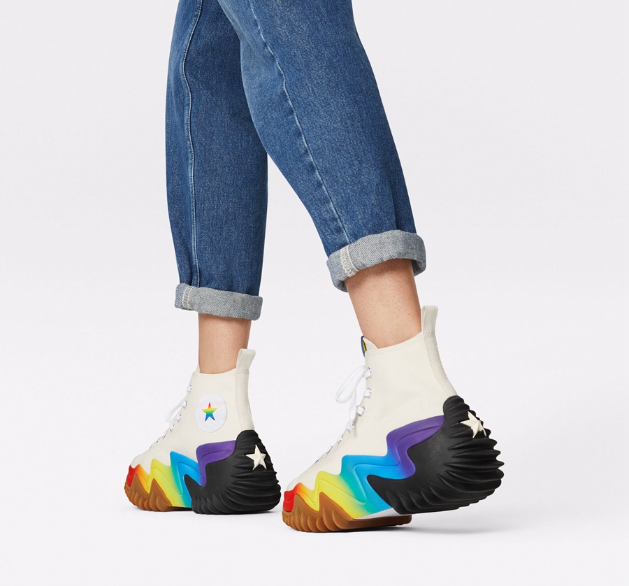 White Converse Run Star Motion Platform Pride | A29509G